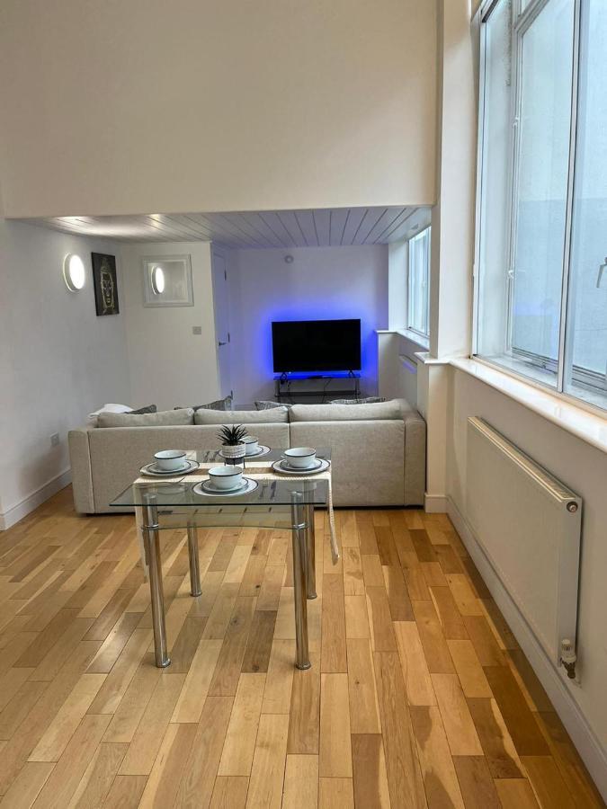 Stunning 2-Bed Apartment In Leicester With A Gym Exterior foto