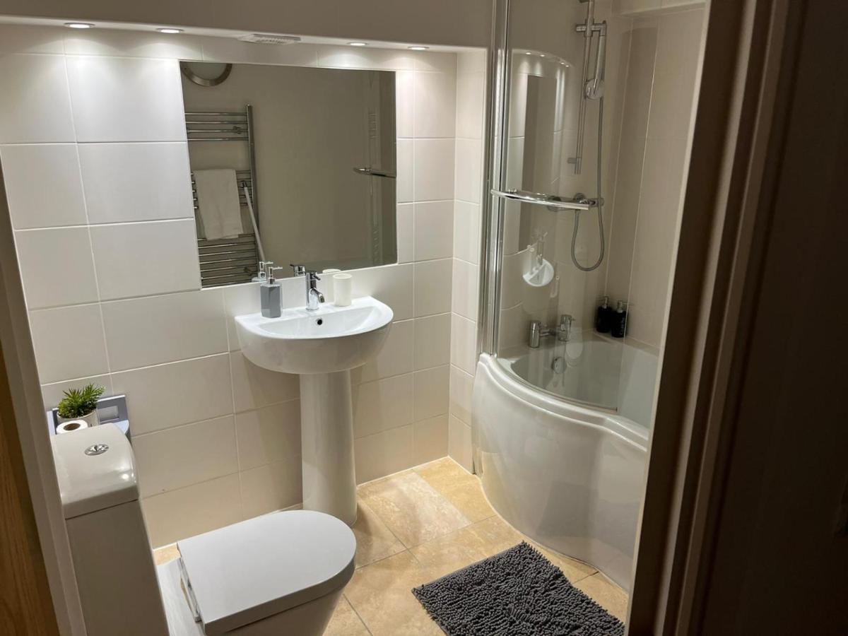 Stunning 2-Bed Apartment In Leicester With A Gym Exterior foto